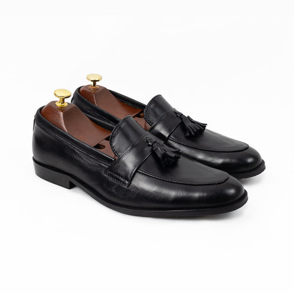 Article M-001 exquisite craftsmanship of Black Tom handmade shoes.